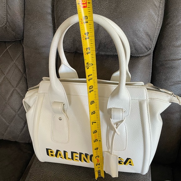 Authentic Balenciaga Two Way Bandolier - Picture 12 of 13